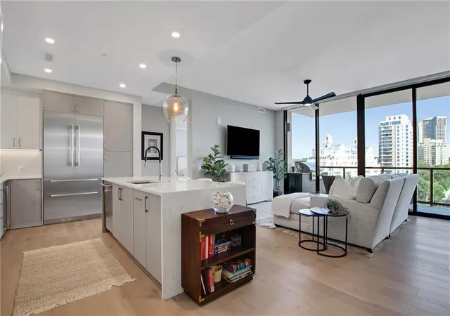 Photo 2 of Condo for sale at 2425 Peachtree Rd Ne #1203, Atlanta, GA 30305 | MLS# 7831290 | Listing updated on 2026-09-09