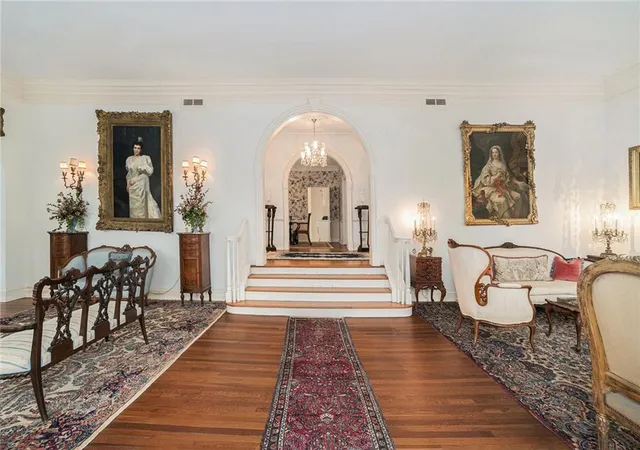 Photo 4 of Single family home for sale at 7 W Andrews Dr NW, Atlanta, GA 30305 | MLS# 7847169 | Listing updated on 2026-10-15