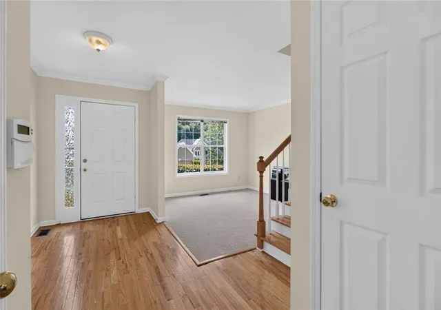 Photo 3 of Single family home for sale at 2820 Cobblestone Dr, Cumming, GA 30041 | MLS# 7797624 | Listing updated on 2026-10-26