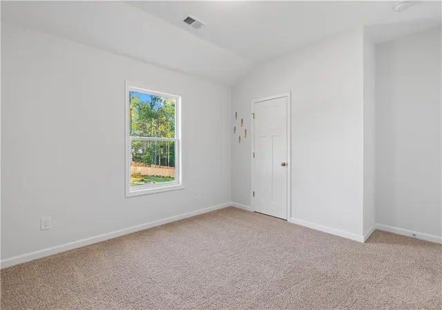Photo 18 of Single family home for sale at 141 Anita Blvd, Carrollton, GA 30117 | MLS# 7833546 | Listing updated on 2026-09-06
