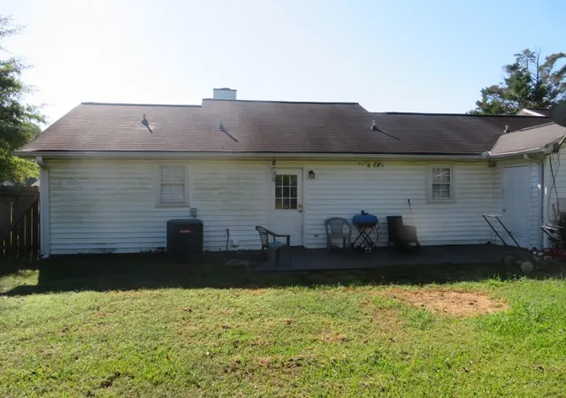Photo 3 of Townhouse for sale at 36 Ember Way, Cartersville, GA 30120 | MLS# 7859120 | Listing updated on 2026-10-26