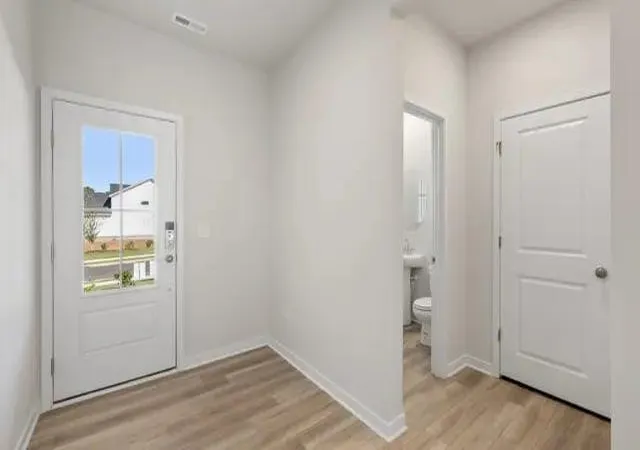 Photo 2 of Single family home for sale at 3915 Silver Pine Trl, Cumming, GA 30028 | MLS# 7857822 | Listing updated on 2026-10-24