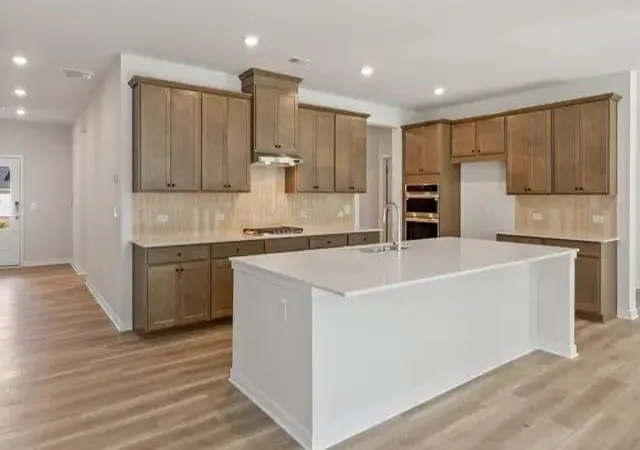 Photo 4 of Single family home for sale at 3915 Silver Pine Trl, Cumming, GA 30028 | MLS# 7857822 | Listing updated on 2026-10-24