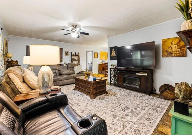 Photo 2 of Single family home for sale at 5846 Fox Run, Rex, GA 30273 | MLS# 7855774 | Listing updated on 2026-10-26