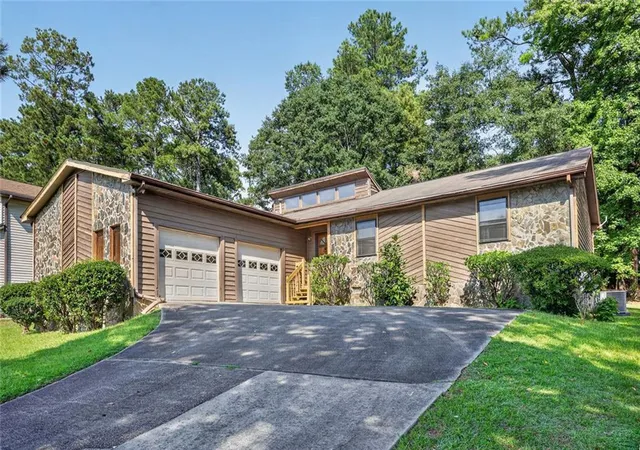 Photo 1 of Single family home for sale at 5805 Vernier Dr Sw, Atlanta, GA 30349 | MLS# 7833527 | Listing updated on 2026-09-06