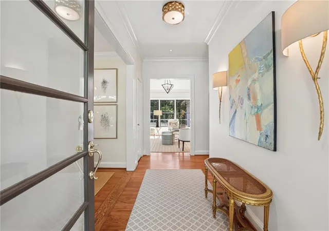 Photo 4 of Single family home for sale at 1340 Peachtree Battle Ave NW, Atlanta, GA 30327 | MLS# 7858404 | Listing updated on 2026-10-27
