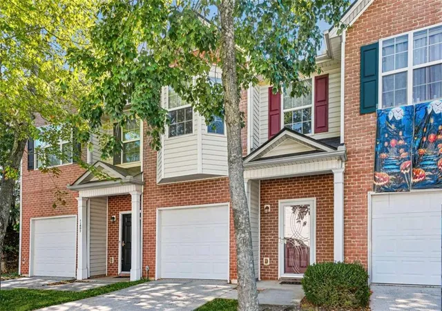 Photo 3 of Townhouse for sale at 11487 S Glen St, Lovejoy, GA 30228 | MLS# 7857854 | Listing updated on 2026-10-24
