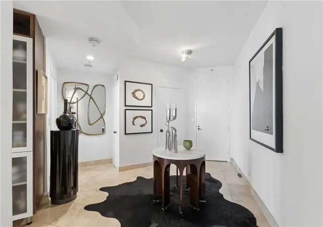 Photo 3 of Condo for sale at 2660 Peachtree Rd NW #39D, Atlanta, GA 30305 | MLS# 7759961 | Listing updated on 2026-09-25