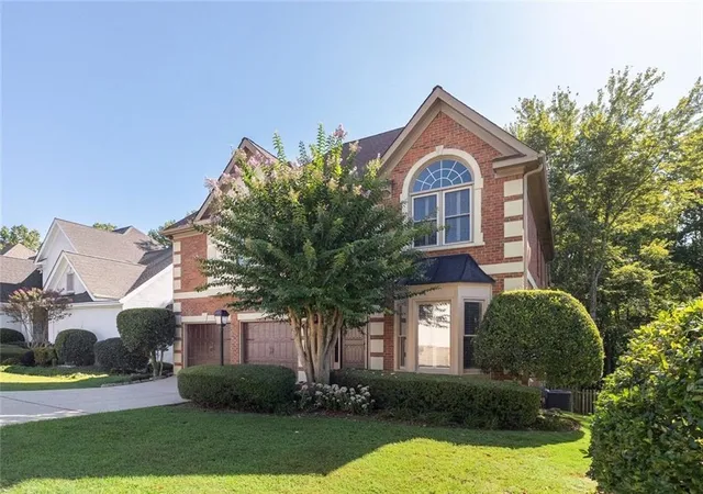 Photo 2 of Sale Pending at 4535 Village Springs Run, Atlanta, GA 30338 | MLS# 7835490 | Listing updated on 2026-09-28