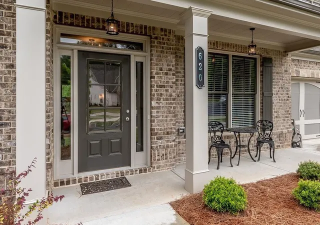 Photo 3 of Single family home for sale at 620 Hunters Grv Ct, Buford, GA 30518 | MLS# 7837617 | Listing updated on 2026-10-05