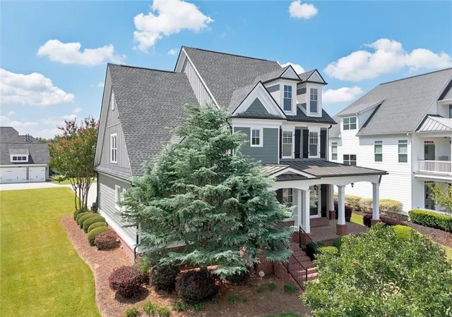 Photo 4 of Single family home for sale at 2420 Green Mountain Dr, Braselton, GA 30517 | MLS# 7831809 | Listing updated on 2026-09-05