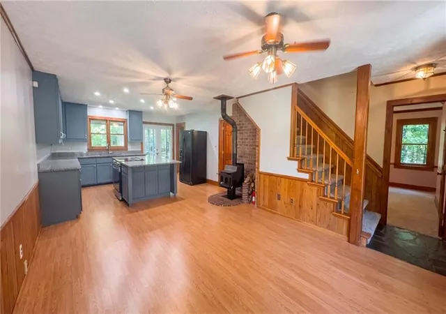 Photo 3 of Single family home for sale at 100 Joshua Pl, Fayetteville, GA 30215 | MLS# 7841483 | Listing updated on 2026-09-23