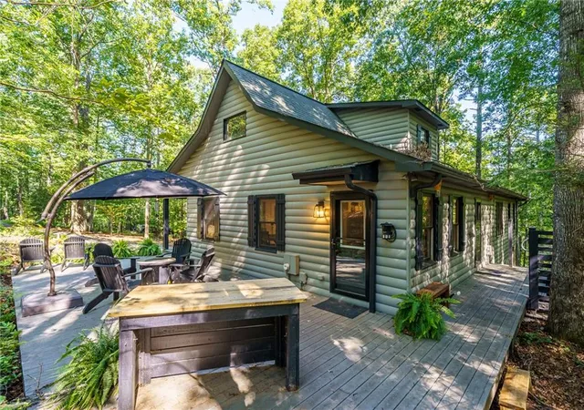 Photo 3 of Single family home for sale at 31 Highland Hammock Dr, Blue Ridge, GA 30513 | MLS# 7833566 | Listing updated on 2026-09-06