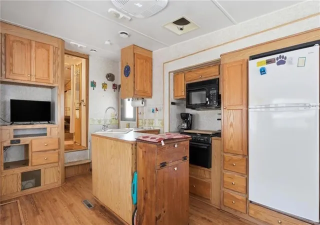 Photo 4 of Single family home for sale at 93 2nd Street, Ellijay, GA 30540 | MLS# 7833967 | Listing updated on 2026-09-08