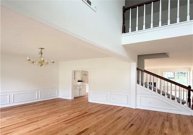 Photo 2 of Single family home for sale at 2532 Haddenham Ln Sw, Smyrna, GA 30082 | MLS# 7834578 | Listing updated on 2026-09-28