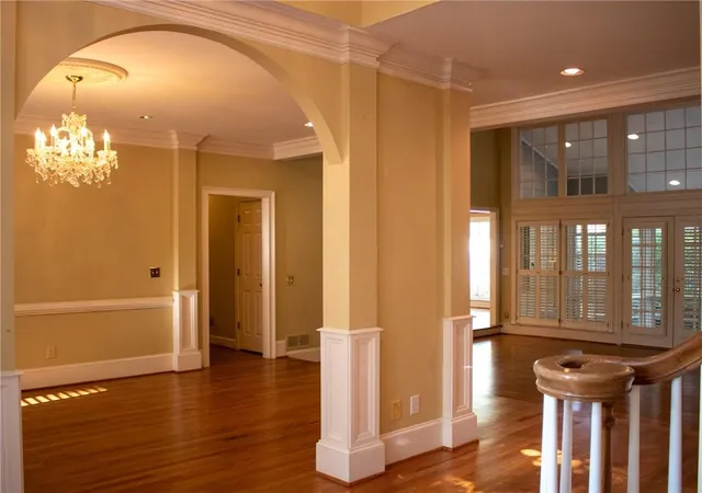 Photo 3 of Single family home for sale at 473 Manor Oak Ln SE, Marietta, GA 30067 | MLS# 7830787 | Listing updated on 2026-09-13