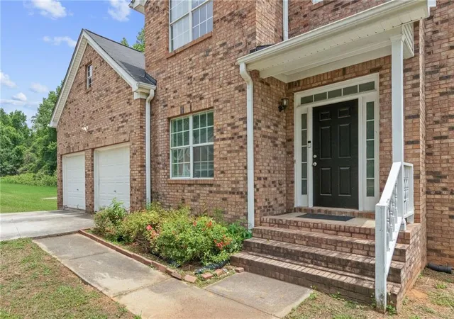 Photo 2 of Single family home for sale at 272 Wood Sage Dr, Riverdale, GA 30274 | MLS# 7833615 | Listing updated on 2026-09-07