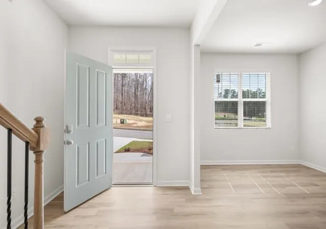 Photo 2 of Single family home for sale at 6071 Airedale Dr, Union City, GA 30291 | MLS# 7832471 | Listing updated on 2026-09-15