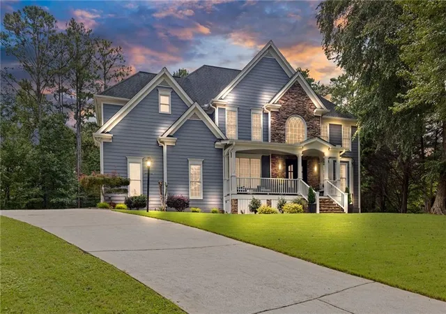 Photo 2 of Single family home for sale at 685 Red Sunset Cir, Powder Springs, GA 30127 | MLS# 7834080 | Listing updated on 2026-09-19