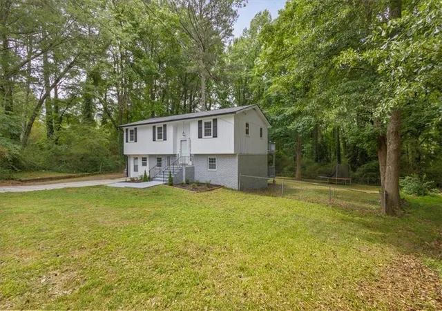 Photo 3 of Single family home for sale at 394 Burr Oak Ct, Lawrenceville, GA 30046 | MLS# 7830423 | Listing updated on 2026-10-01