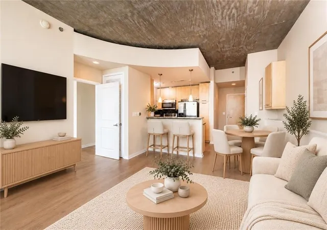 Photo 4 of Condo for sale at 3324 Peachtree Rd NE #1717, Atlanta, GA 30326 | MLS# 7836084 | Listing updated on 2026-10-23