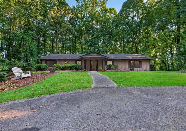 Photo 1 of Single family home for sale at 536 Adams Rd, Fayetteville, GA 30214 | MLS# 7835065 | Listing updated on 2026-09-11