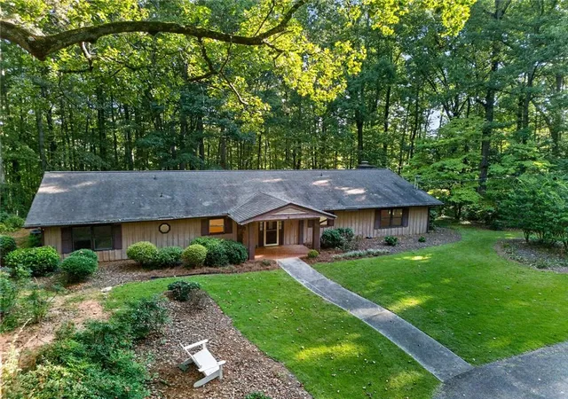 Photo 3 of Single family home for sale at 536 Adams Rd, Fayetteville, GA 30214 | MLS# 7835065 | Listing updated on 2026-09-11