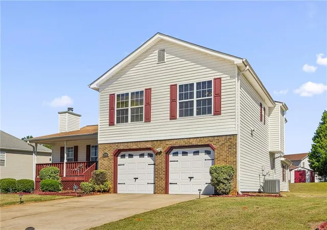 Photo 2 of Single family home for sale at 3794 Parnell Way, Ellenwood, GA 30294 | MLS# 7854948 | Listing updated on 2026-10-28