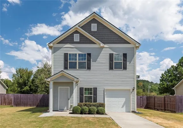 Photo 1 of Sale Pending at 105 Colonial Dr, Calhoun, GA 30701 | MLS# 7835710 | Listing updated on 2026-10-03