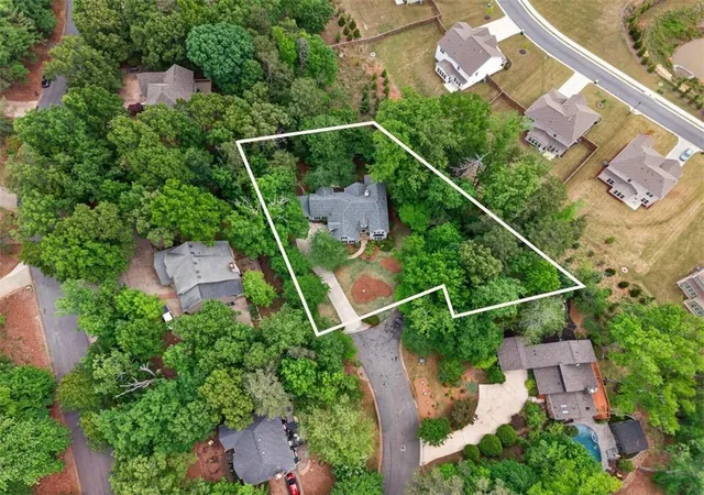 Photo 33 of Single family home for sale at 3520 Habersham Clb Dr, Cumming, GA 30041 | MLS# 7762003 | Listing updated on 2026-09-10