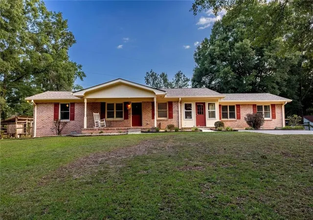 Single family home for sale at 8410 Cleckler Rd, Palmetto, GA 30268 | MLS# 7831559