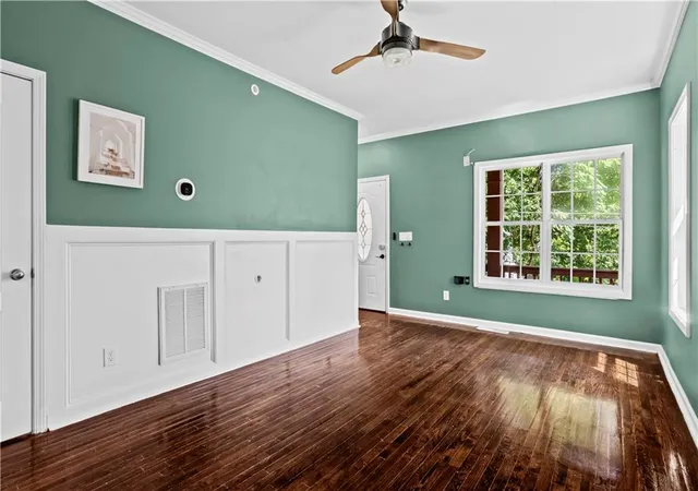 Photo 3 of Single family home for sale at 1079 Sims St SW, Atlanta, GA 30310 | MLS# 7831738 | Listing updated on 2026-09-11