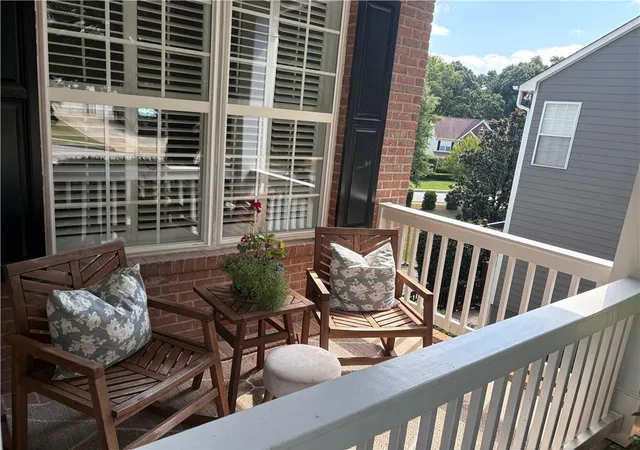 Photo 4 of Single family home for sale at 6587 River Island Dr, Buford, GA 30518 | MLS# 7819044 | Listing updated on 2026-09-10