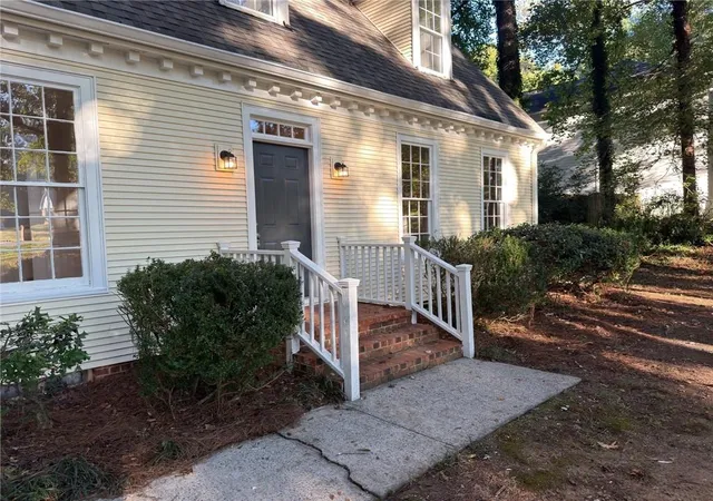 Photo 2 of Sale Pending at 8617 N Shore Dr, Jonesboro, GA 30236 | MLS# 7855991 | Listing updated on 2026-10-28