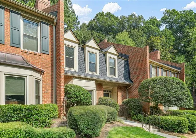 Photo 3 of Condo for sale at 24 Plantation Dr NE, Atlanta, GA 30324 | MLS# 7841341 | Listing updated on 2026-09-22