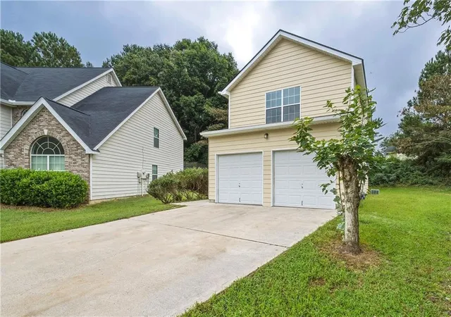 Photo 2 of Sale Pending at 2376 Creel Rd, Atlanta, GA 30349 | MLS# 7842230 | Listing updated on 2026-10-09
