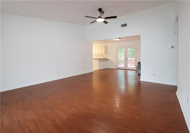 Photo 2 of Single family home for sale at 28 Frances Dr Nw, Rome, GA 30165 | MLS# 7806458 | Listing updated on 2026-09-13