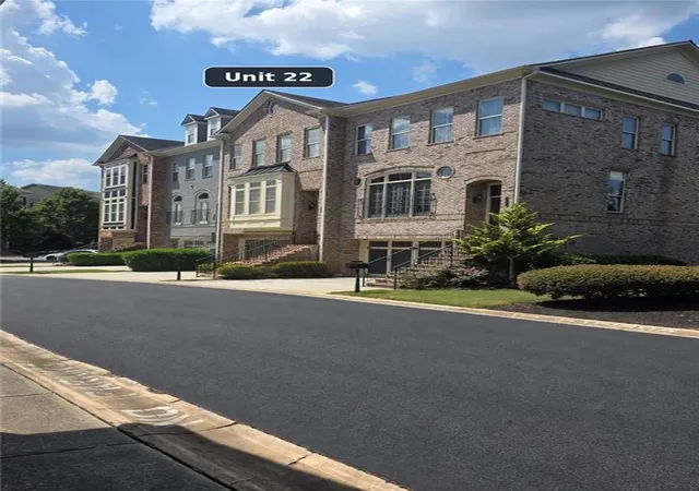 Photo 2 of Townhouse for sale at 105 Ryan Way Se #22, Smyrna, GA 30080 | MLS# 7830372 | Listing updated on 2026-09-18
