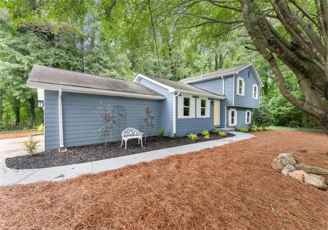 Photo 3 of Single family home for sale at 381 Plantation Blvd, Lawrenceville, GA 30046 | MLS# 7833835 | Listing updated on 2026-09-08