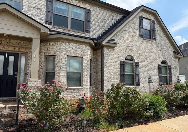 Photo 3 of Single family home for sale at 60 Charleston Dr, Senoia, GA 30276 | MLS# 7829386 | Listing updated on 2026-09-07