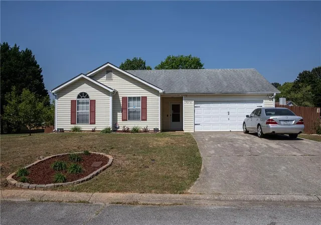 Photo 2 of Single family home for sale at 7216 New Dale Rd, Rex, GA 30273 | MLS# 7831485 | Listing updated on 2026-09-06