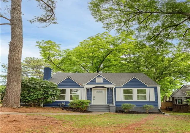 Photo 2 of Single family home for sale at 1238 Trenton St Se, Atlanta, GA 30316 | MLS# 7835658 | Listing updated on 2026-09-15