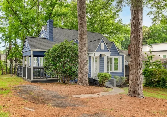 Photo 3 of Single family home for sale at 1238 Trenton St Se, Atlanta, GA 30316 | MLS# 7835658 | Listing updated on 2026-09-15