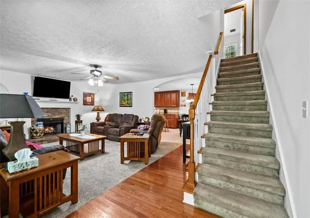Photo 4 of Single family home for sale at 439 Fairview Rd, Ball Ground, GA 30107 | MLS# 7833102 | Listing updated on 2026-09-09