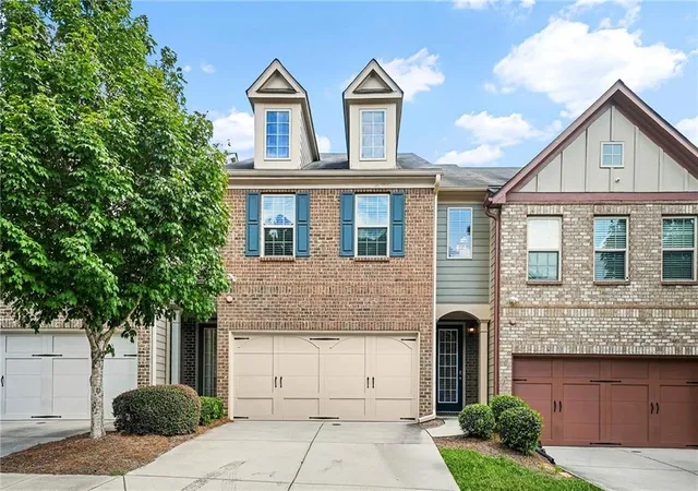 Townhouse for sale at 6595 Story Cir, Norcross, GA 30093 | MLS# 7835067