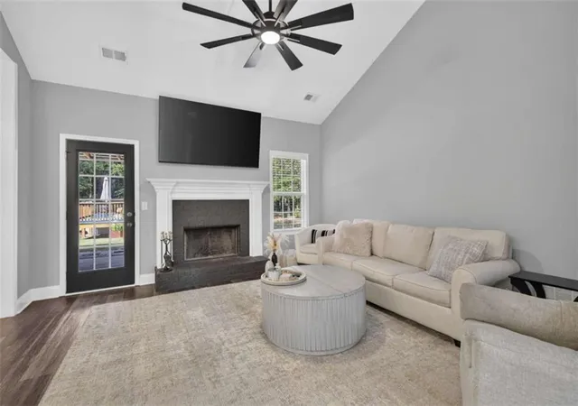 Photo 4 of Sale Pending at 144 Feldspar Dr, Jefferson, GA 30549 | MLS# 7831953 | Listing updated on 2026-09-10
