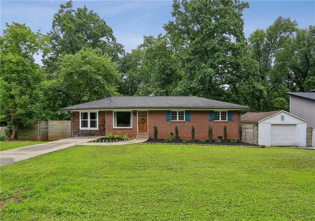 Photo 1 of Single family home for sale at 2188 Stockbridge Dr Se, Atlanta, GA 30316 | MLS# 7837127 | Listing updated on 2026-10-28