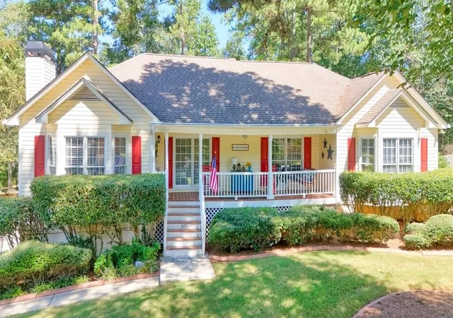 Photo 1 of Sale Pending at 425 Kings Walk, Douglasville, GA 30134 | MLS# 7835167 | Listing updated on 2026-10-16