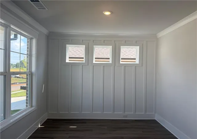 Photo 3 of Single family home for sale at 23 Piney Grv Ct, Auburn, GA 30011 | MLS# 7798573 | Listing updated on 2026-09-21