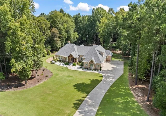Photo 1 of Single family home for sale at 931 Antrim Glen Dr, Hoschton, GA 30548 | MLS# 7825031 | Listing updated on 2026-10-30